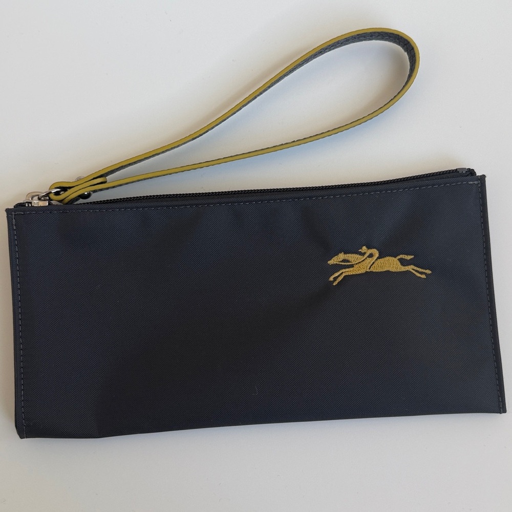Longchamp Le Pliage Club case flat in slate, Wristlet